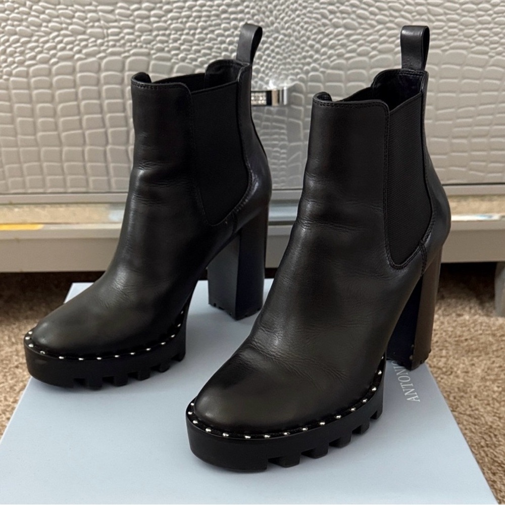 Antonio Melani Black Ankle Boots